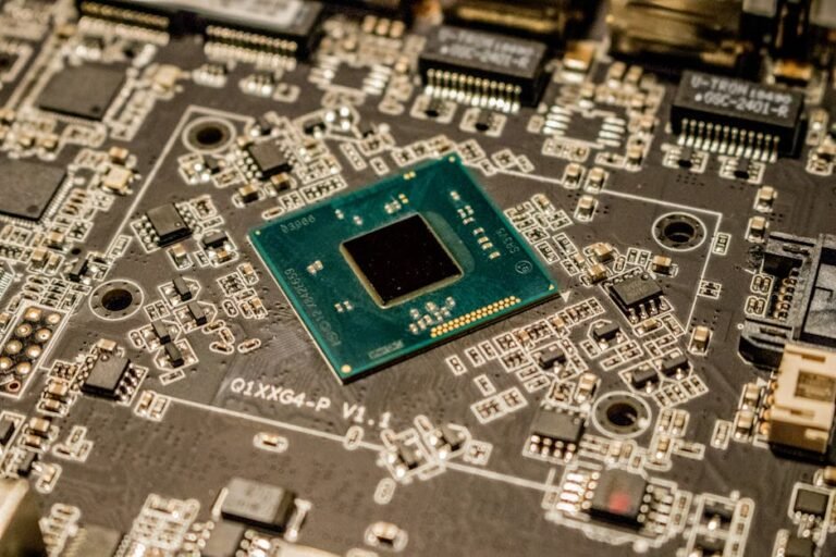 Hardware Evolution: How Chips Evolve Beyond Human Design
