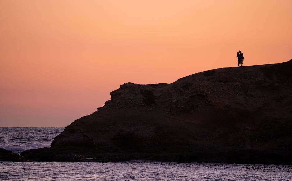 Crafting Iconic: Art-Inspired California Engagement Photography Guide