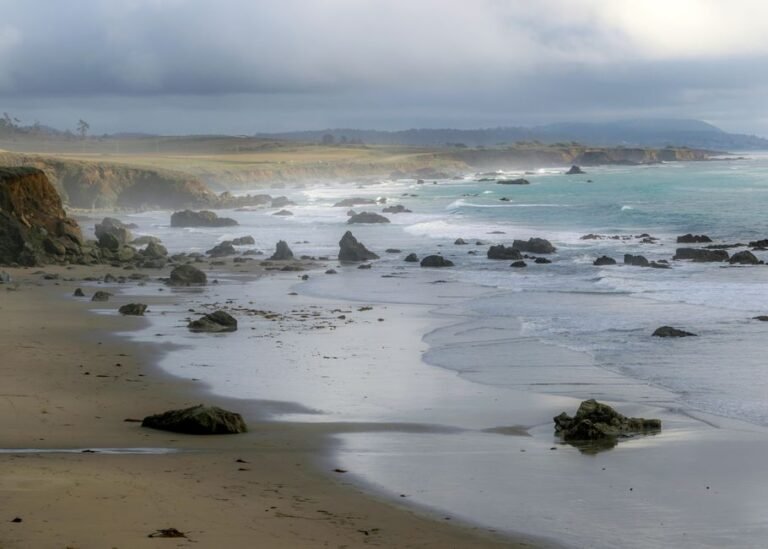 Discover the Hidden California Coast: Your Guide to Secluded Beaches & Charming Towns