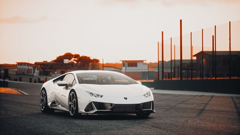 Experience California's Luxury Car Culture: Legendary Supercars & Iconic Drives