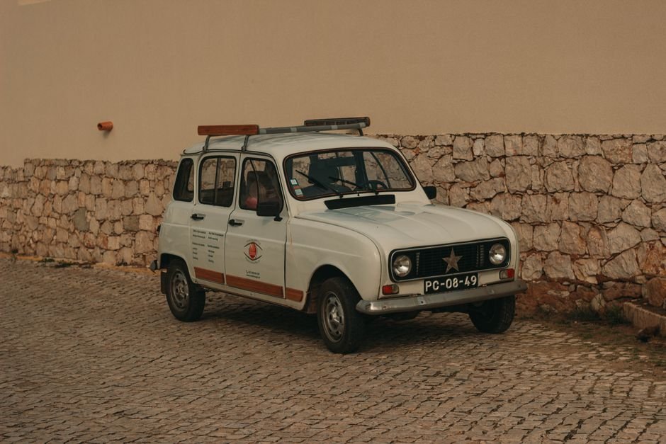 Renault 19: The Car That Saved a Company and Defined an Era